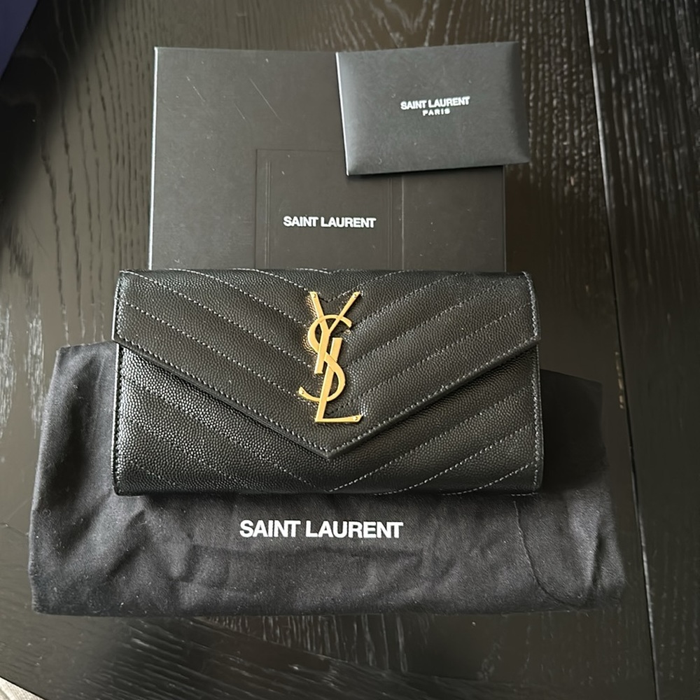 SAINT LAURENT Monogramme Logo Leather Flap Wallet BNWT Authentic